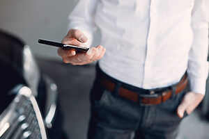 SpiceCRM na urządzeniach mobilnych – jak pracować w terenie bez dostępu do biurka