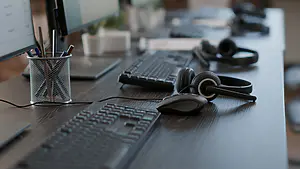 Help desk w SpiceCRM: jak zbudować obsługę zgłoszeń z SLA, kolejkami i eskalacjami